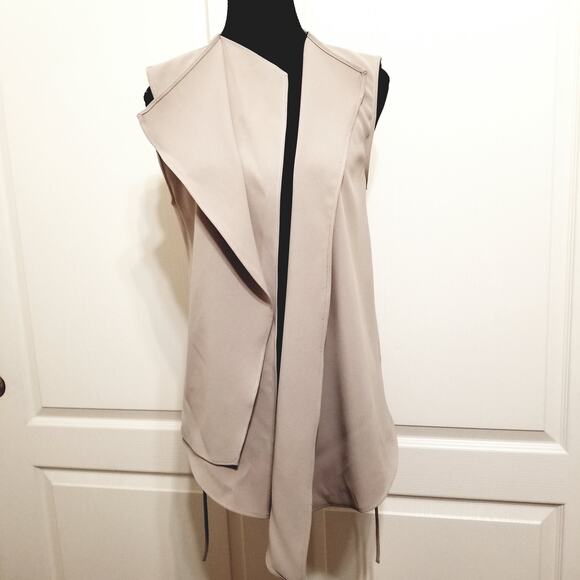 ZARA Vest Woman's Asymmetric Beige Tie Waist Closure Draped Front Layer Size S - Picture 6 of 14